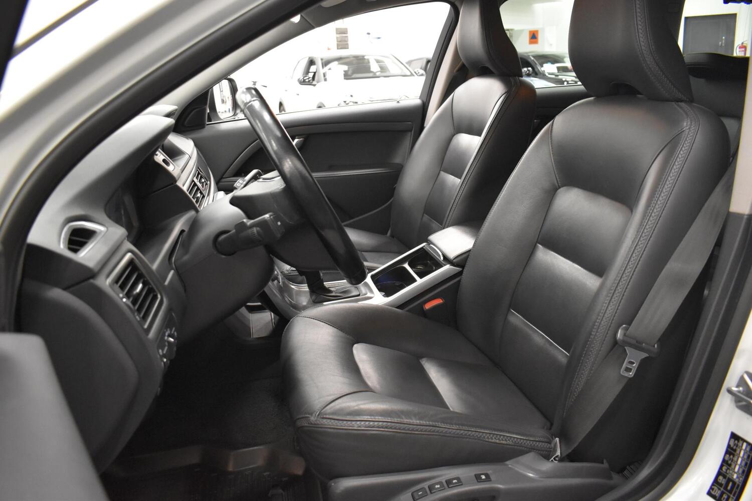 Volvo XC70 vaihtoauto