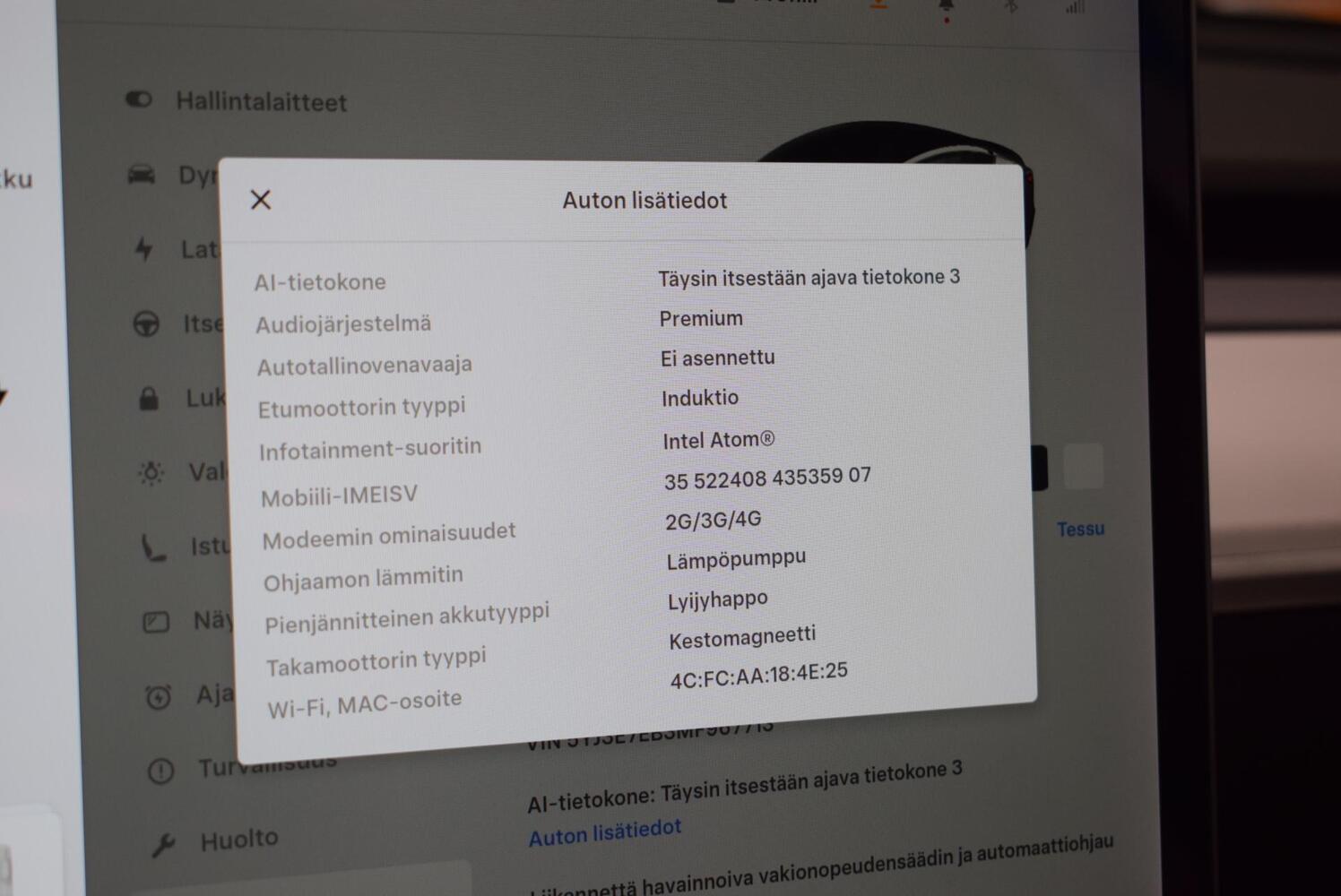 Tesla Model 3 vaihtoauto