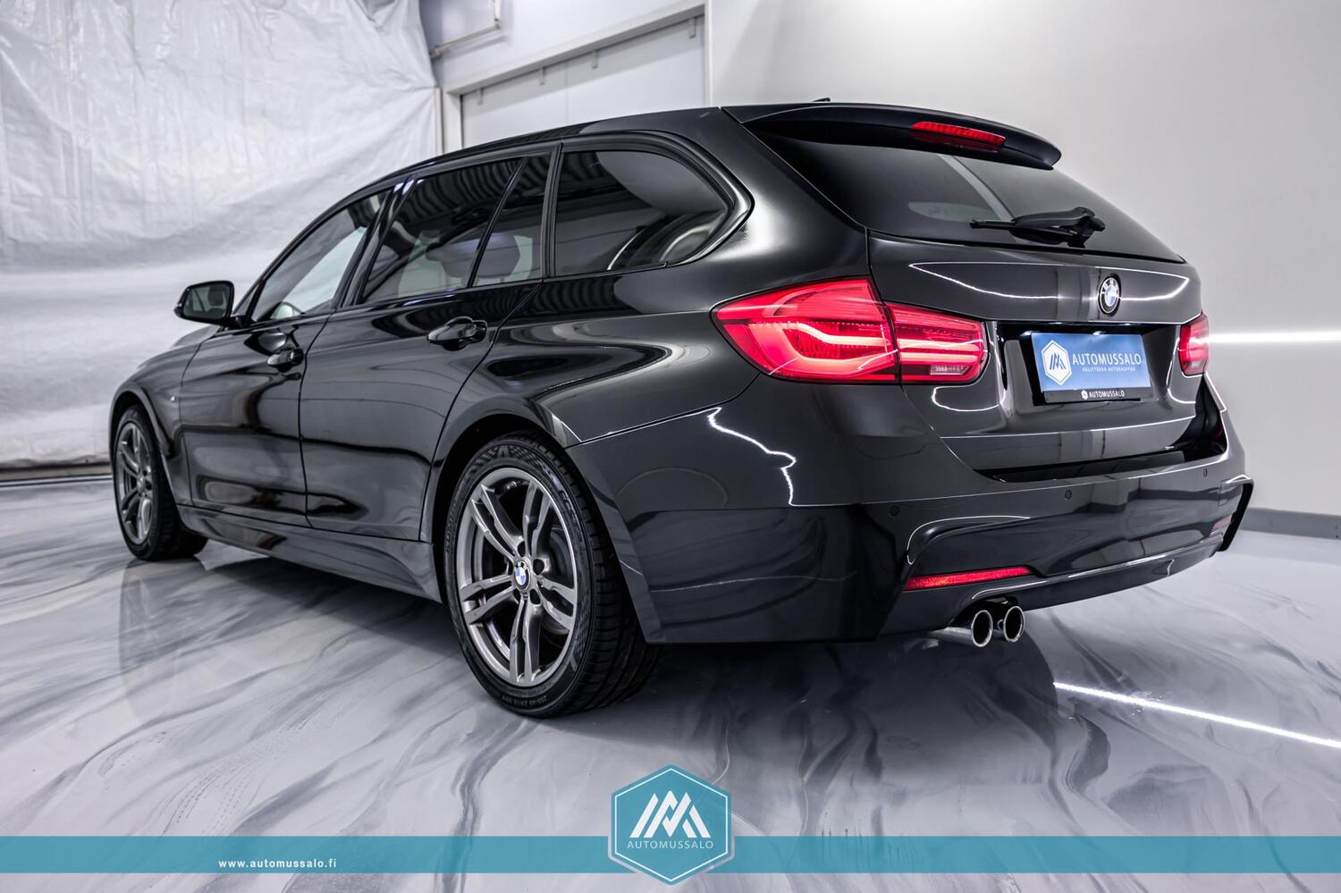 BMW 330 vaihtoauto
