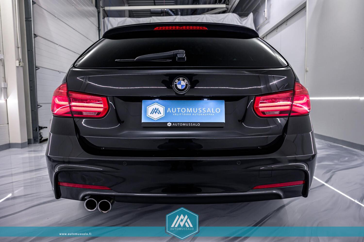 BMW 330 vaihtoauto