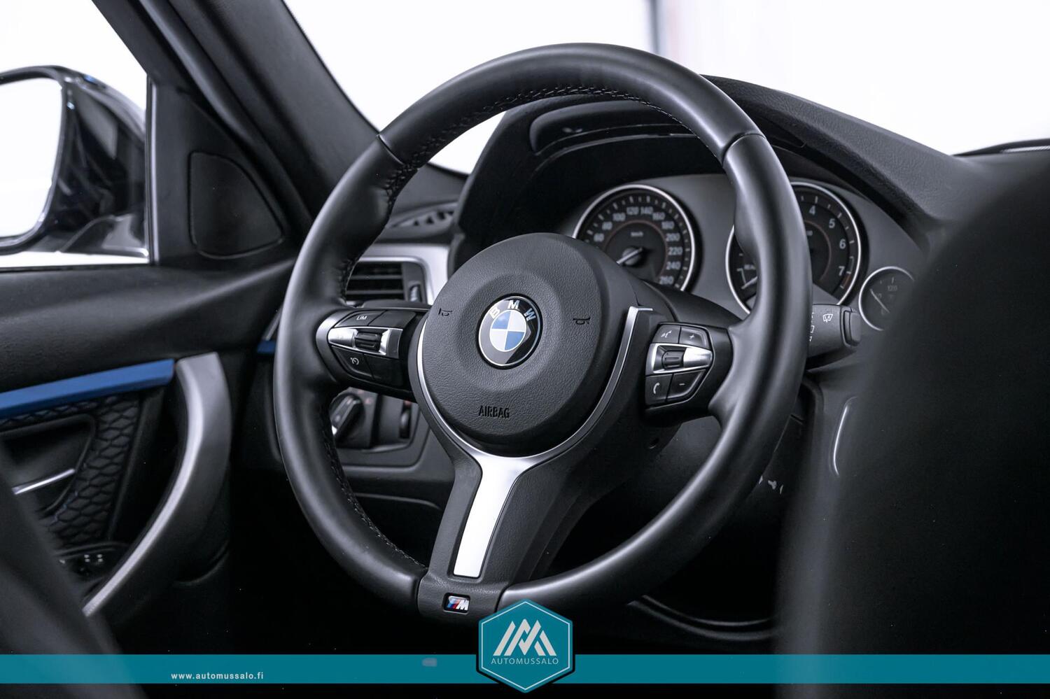 BMW 330 vaihtoauto