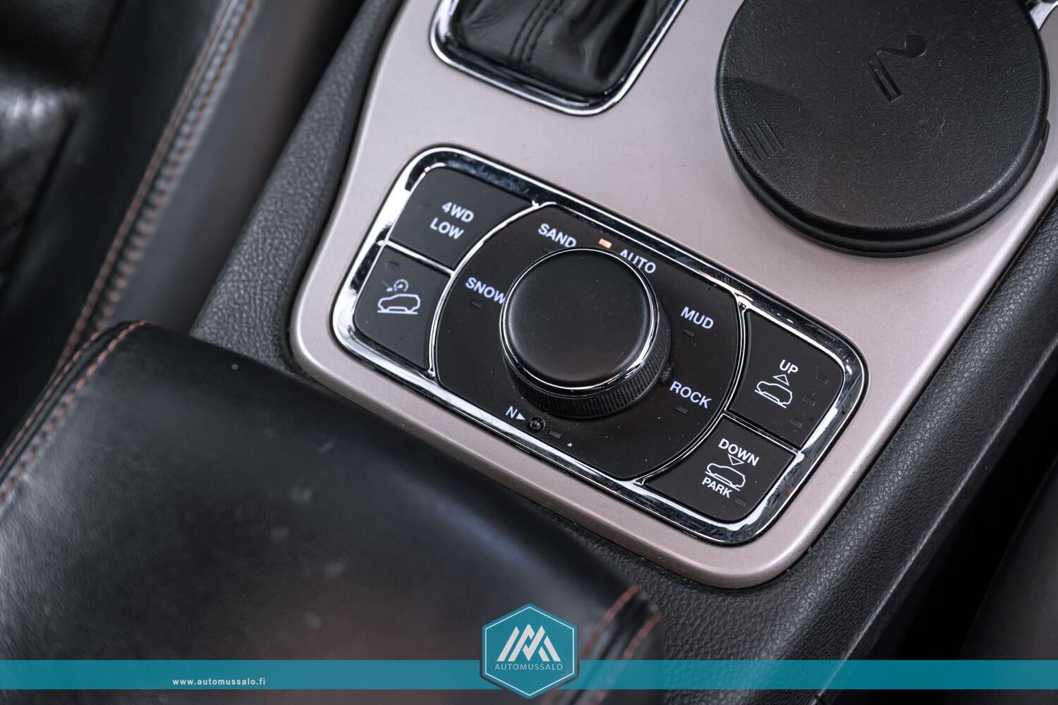 Jeep Grand Cherokee vaihtoauto