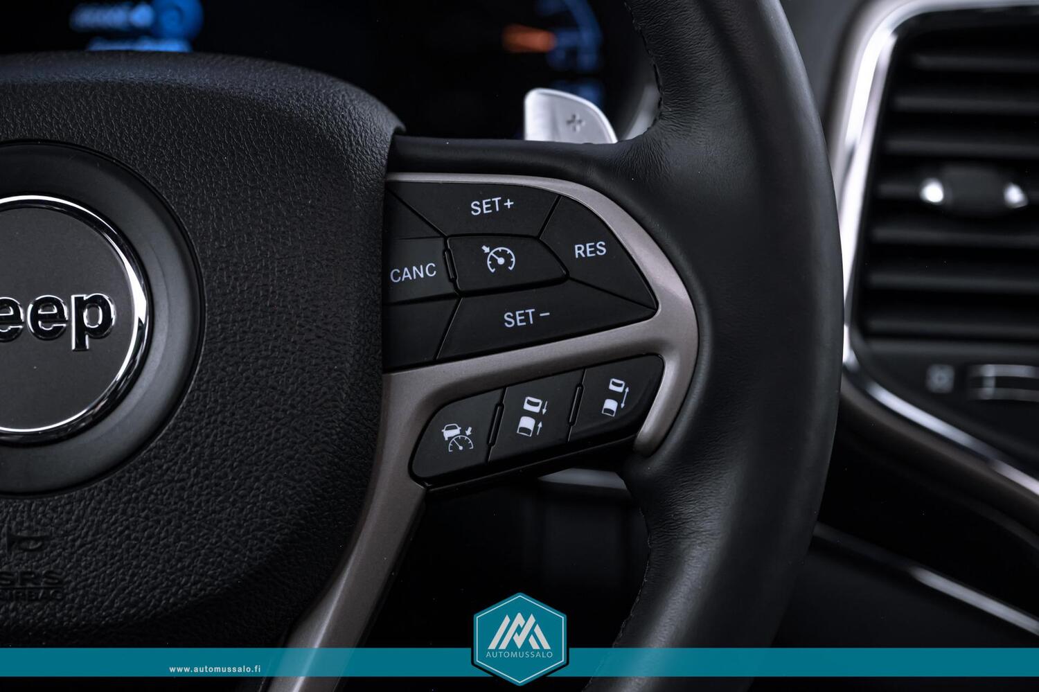 Jeep Grand Cherokee vaihtoauto