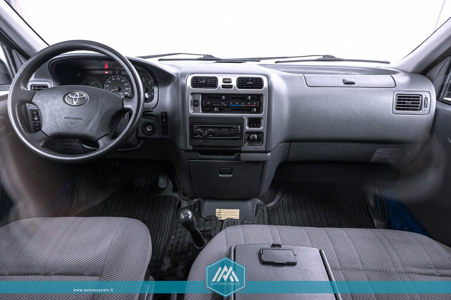 Toyota Hiace vaihtoauto