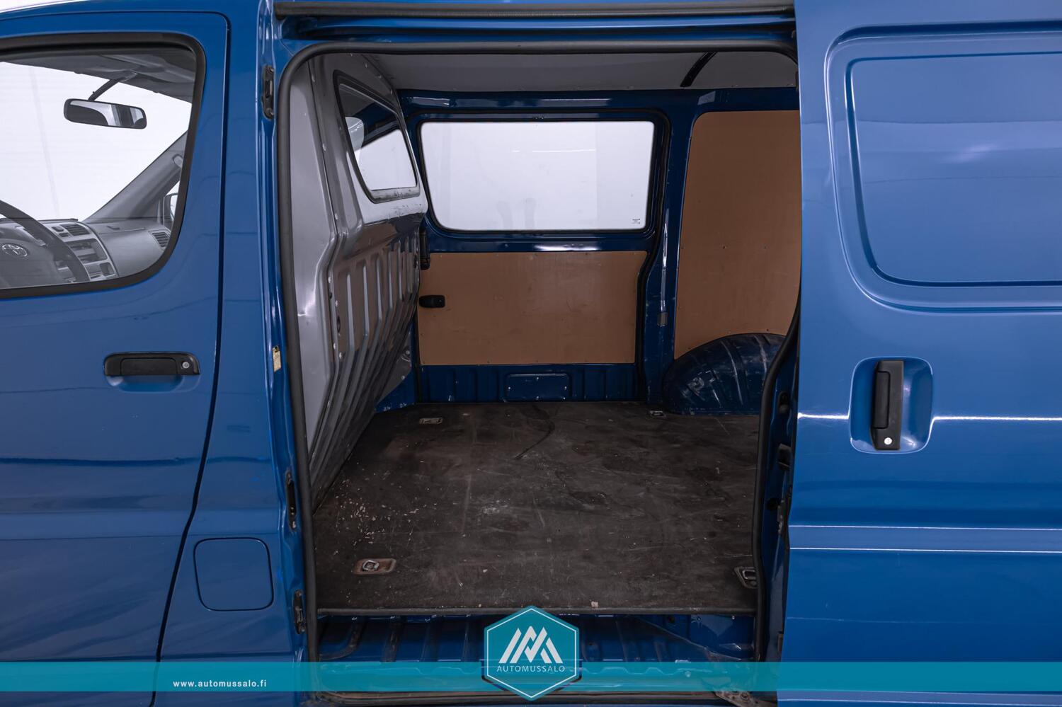 Toyota Hiace vaihtoauto