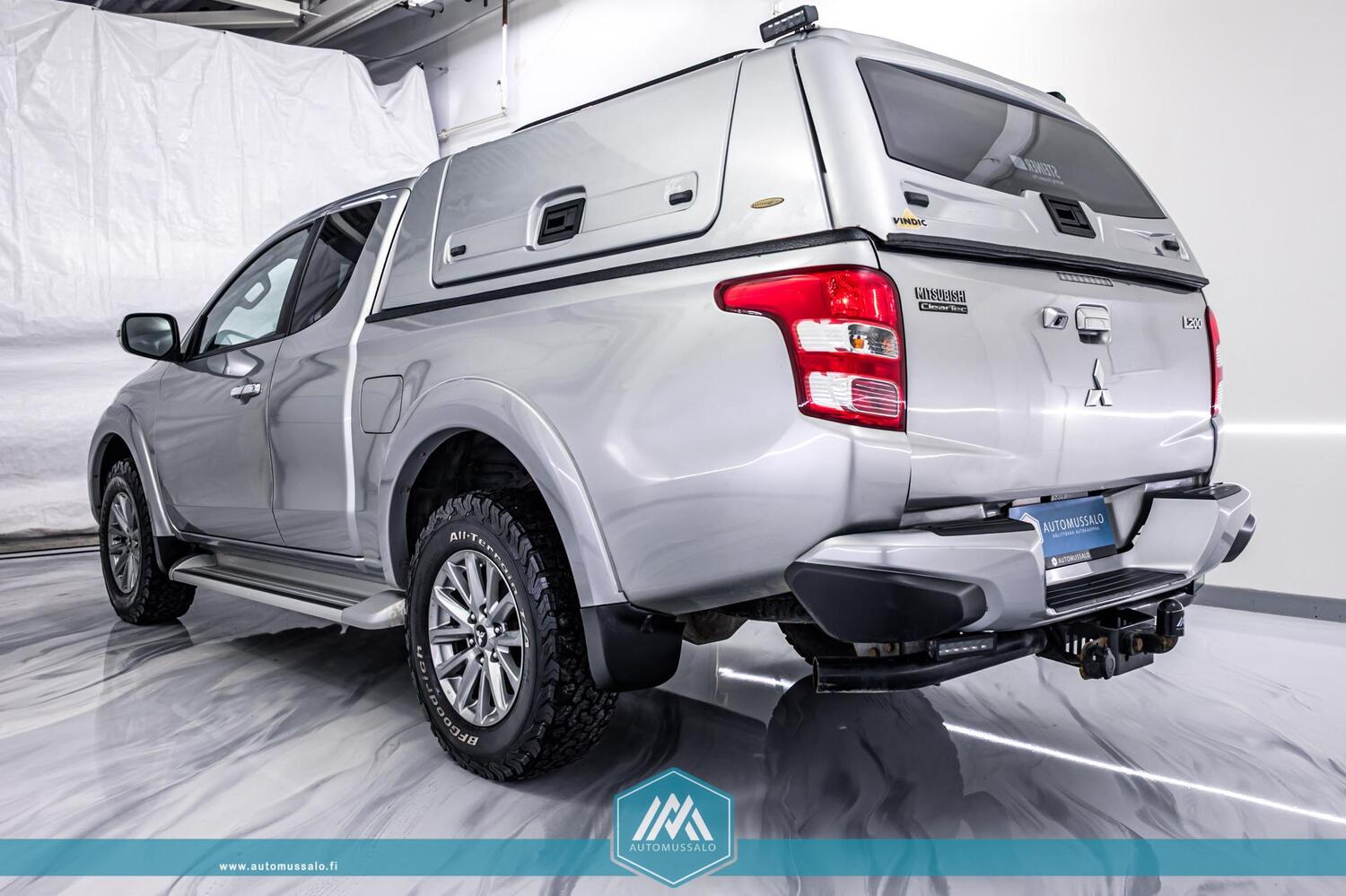 Mitsubishi L200 vaihtoauto