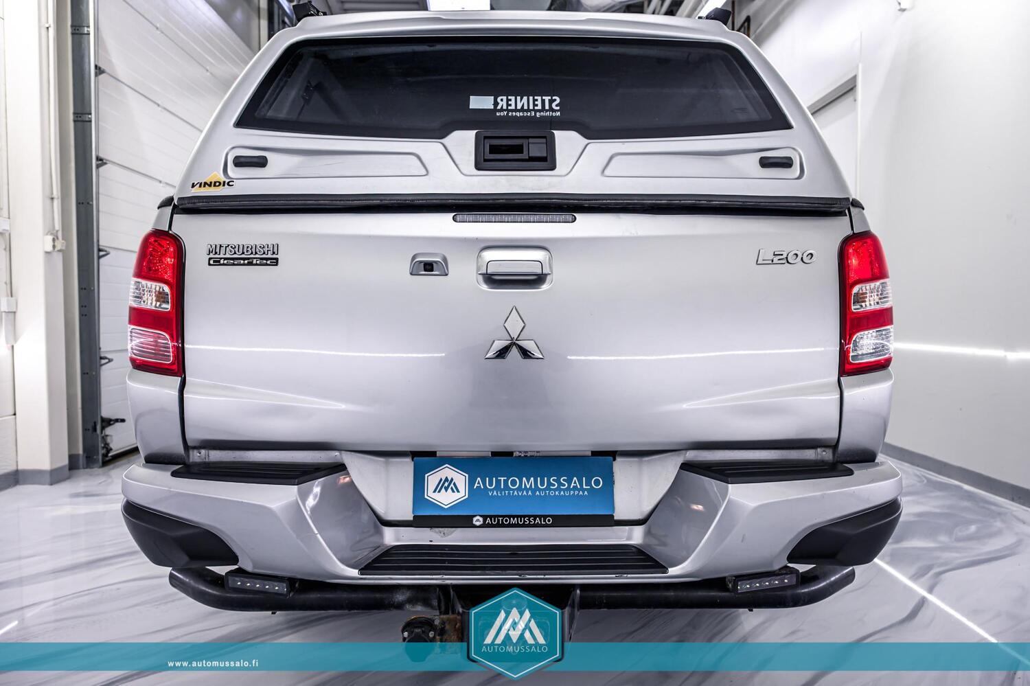 Mitsubishi L200 vaihtoauto