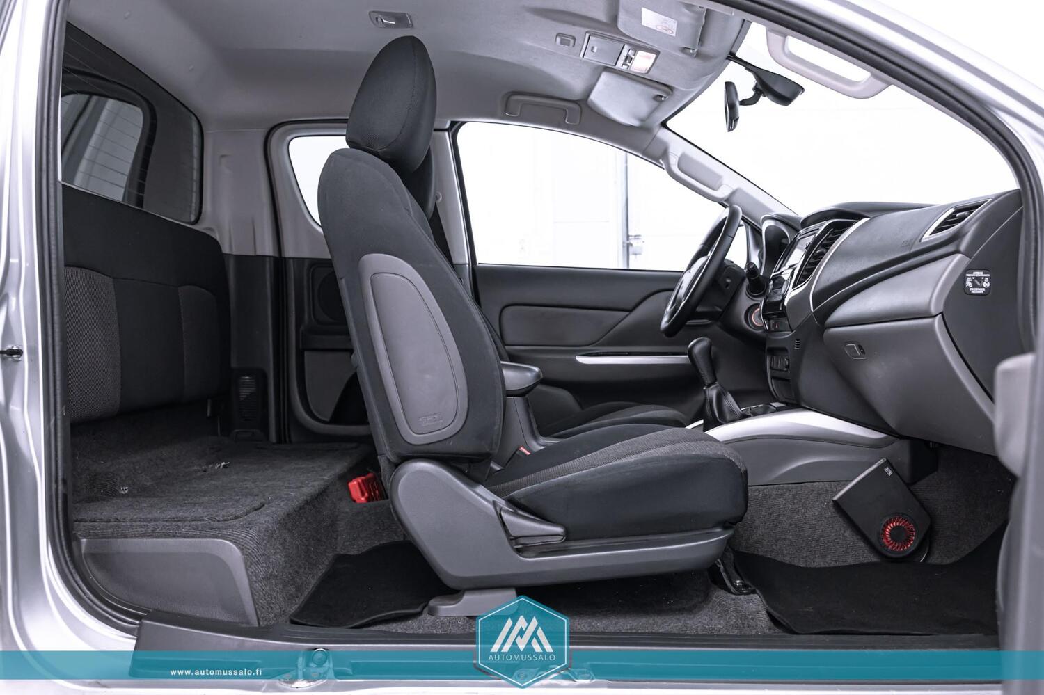 Mitsubishi L200 vaihtoauto