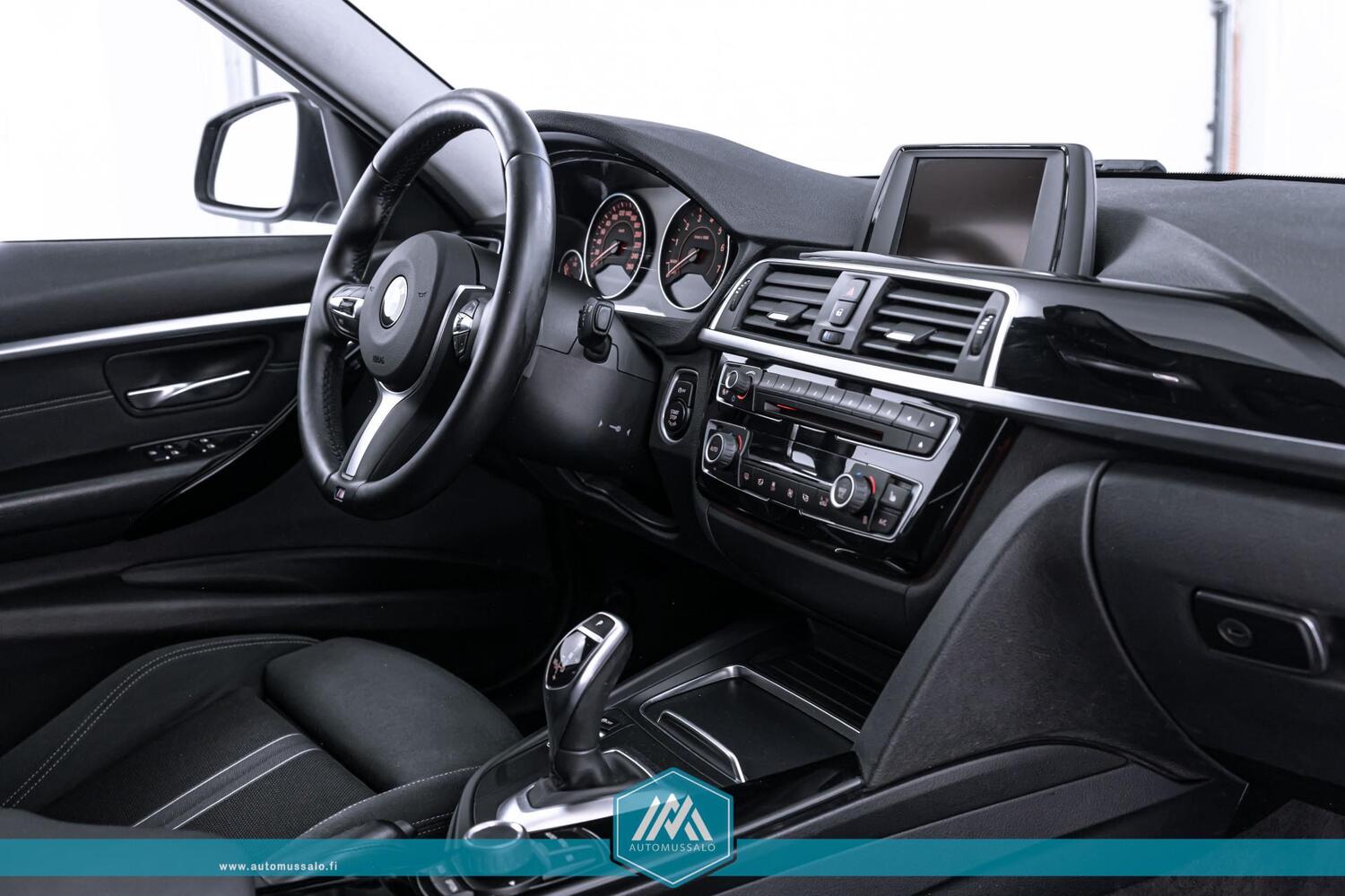 BMW 320 vaihtoauto