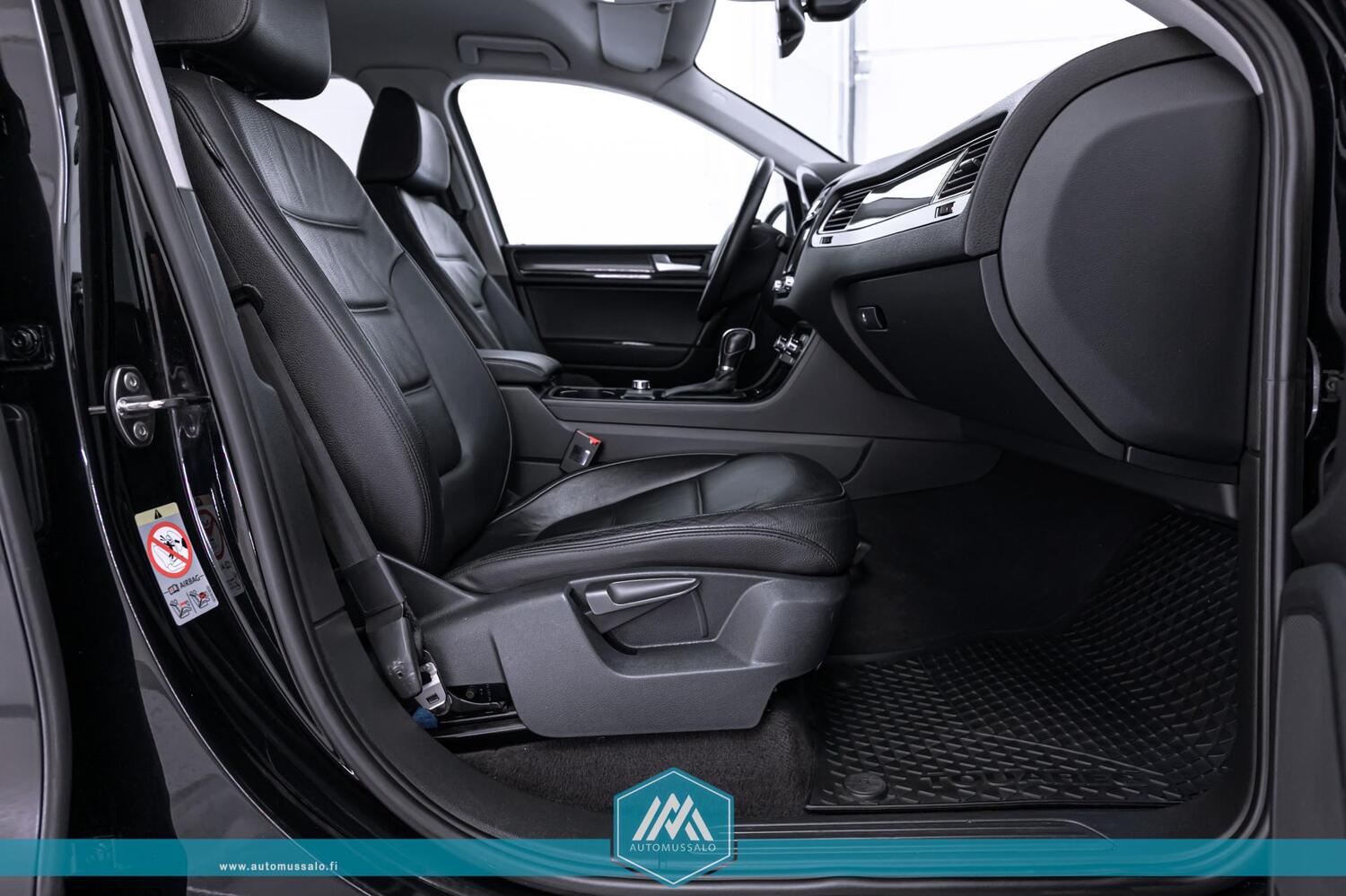 Volkswagen Touareg vaihtoauto