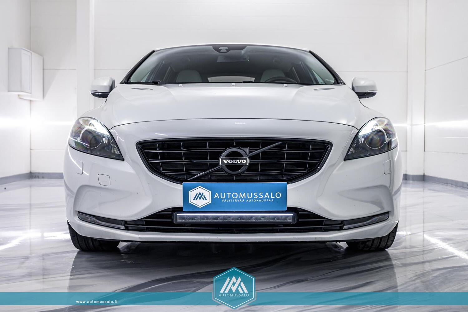 Volvo V40 vaihtoauto