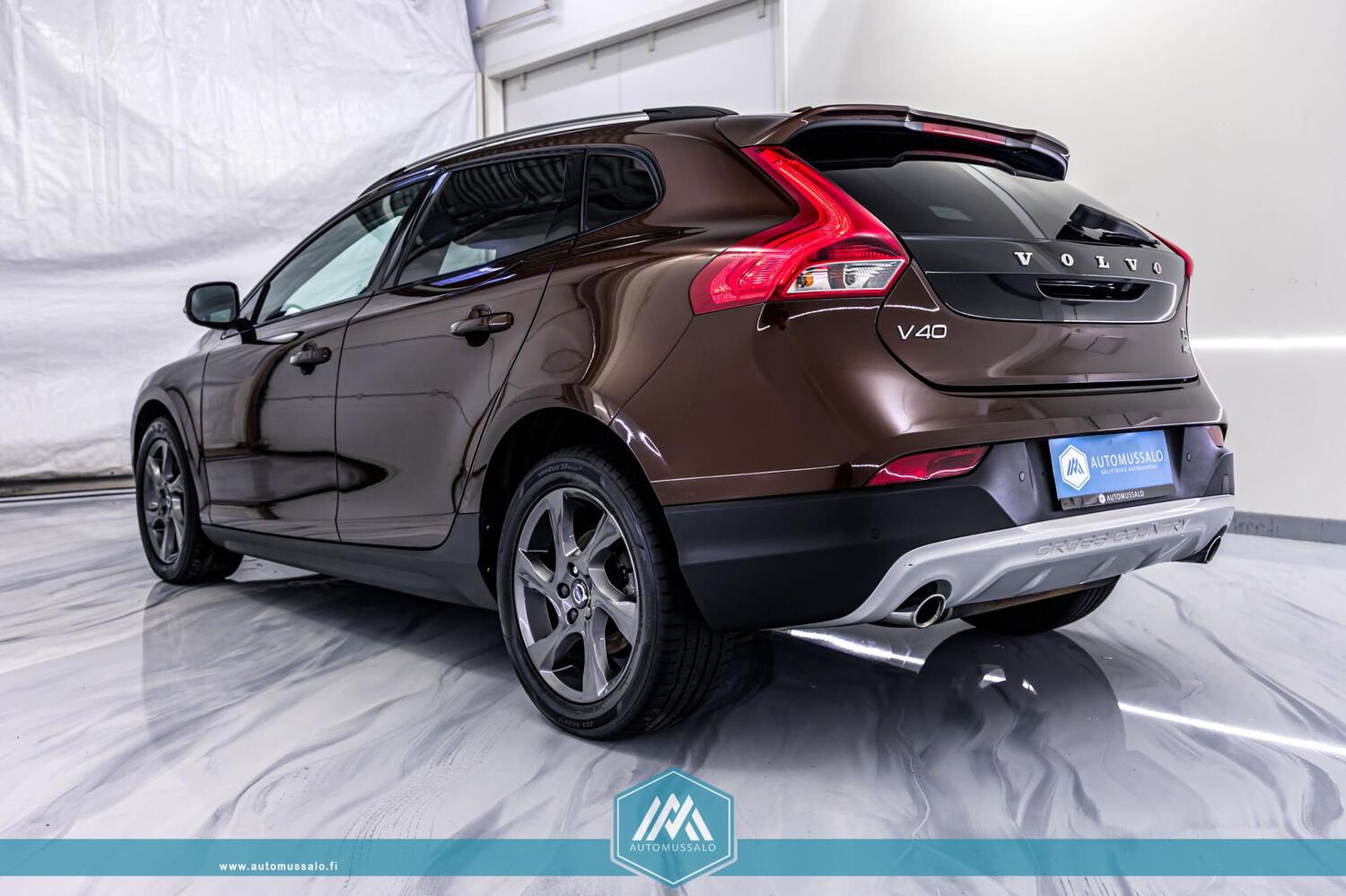 Volvo V40 Cross Country vaihtoauto