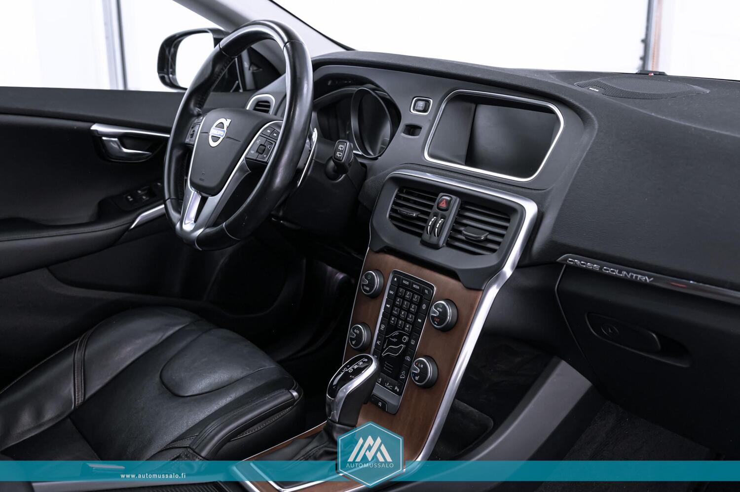 Volvo V40 Cross Country vaihtoauto