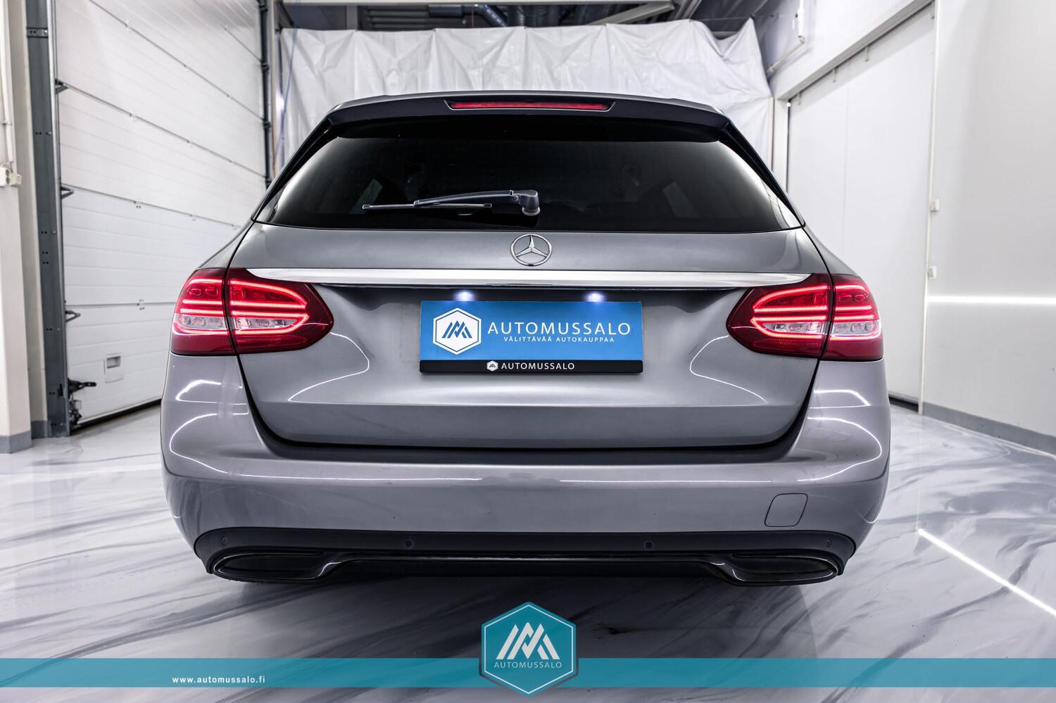 Mercedes-Benz C vaihtoauto