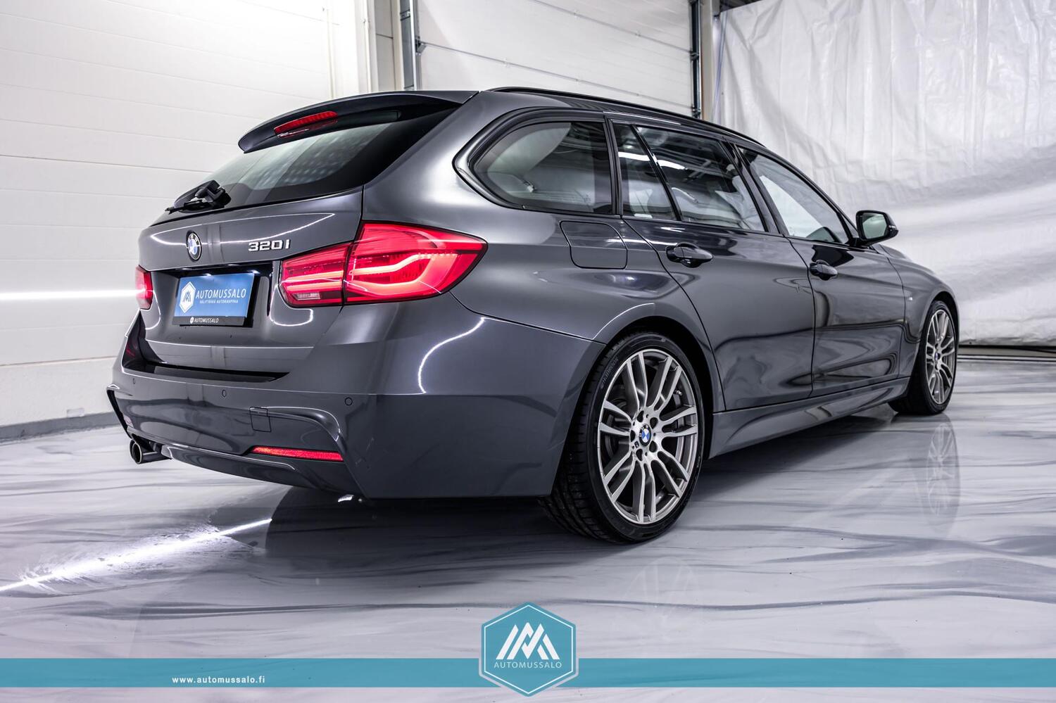 BMW 320 vaihtoauto