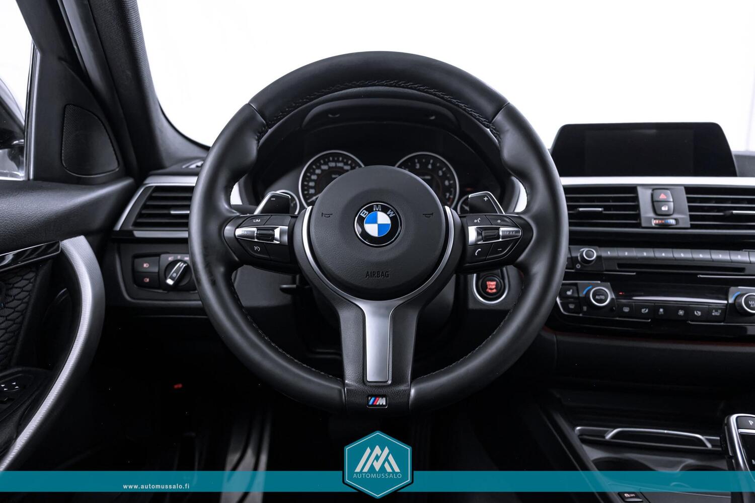 BMW 320 vaihtoauto