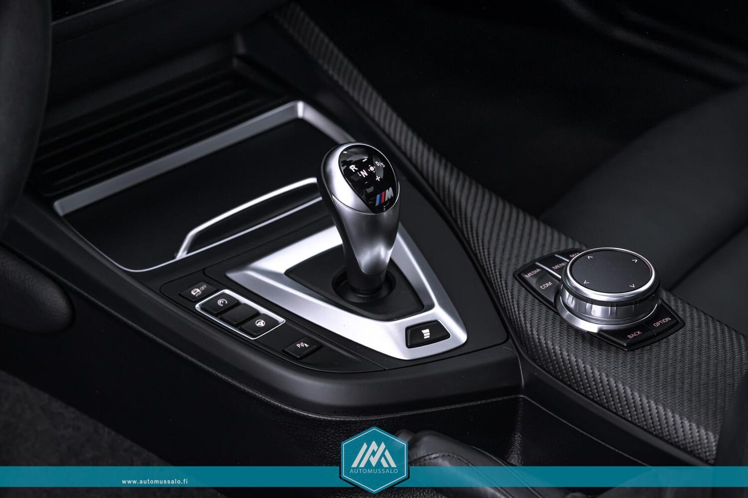 BMW M2 vaihtoauto
