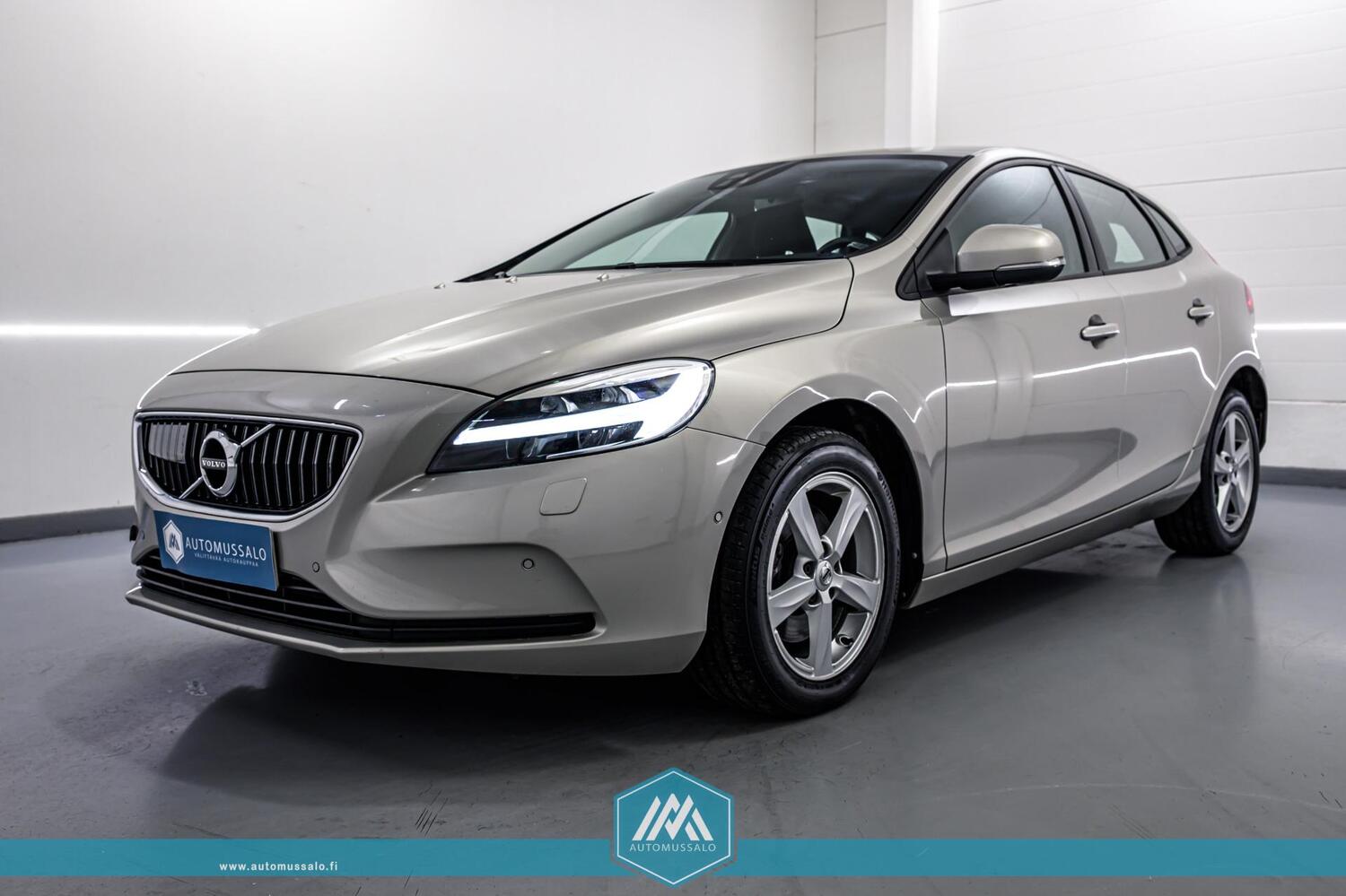 Volvo V40 vaihtoauto