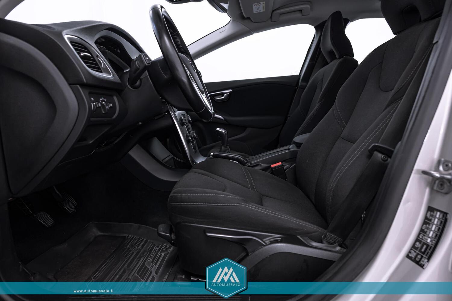 Volvo V40 vaihtoauto