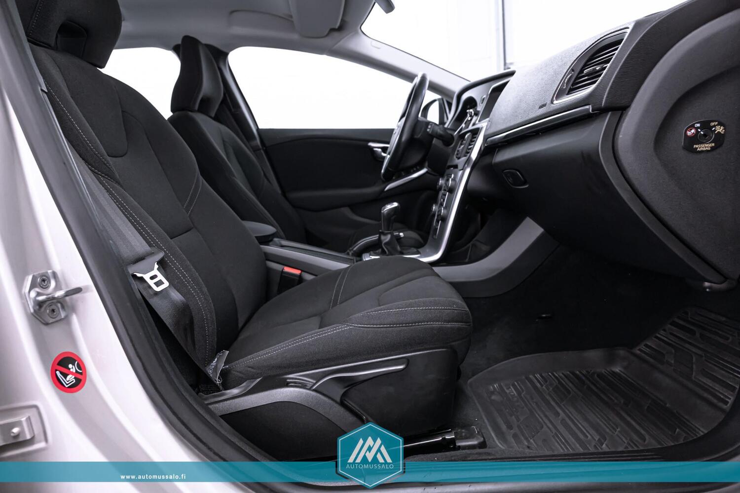Volvo V40 vaihtoauto