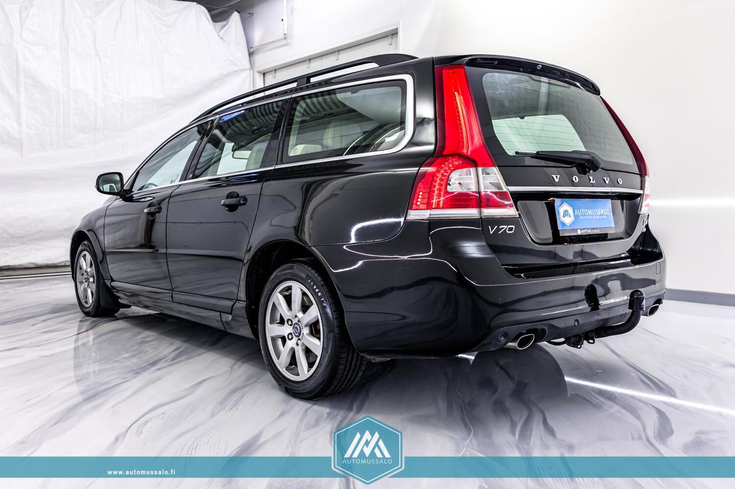 Volvo V70 vaihtoauto
