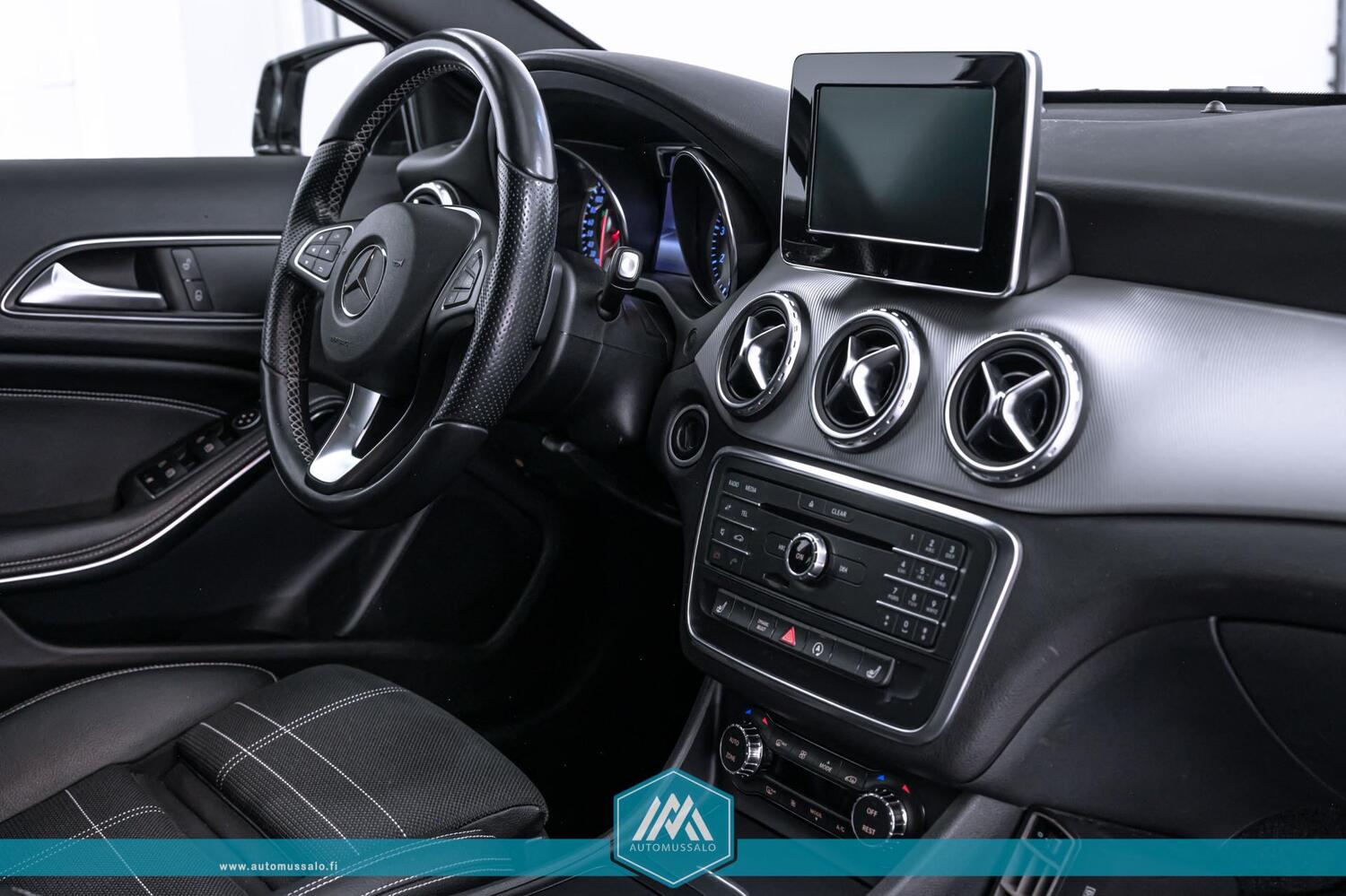 Mercedes-Benz GLA vaihtoauto