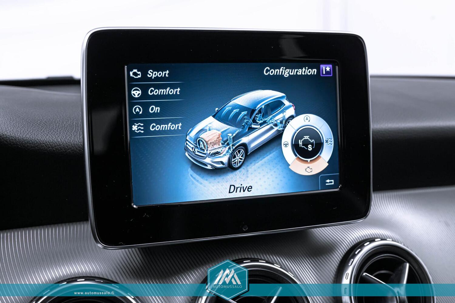 Mercedes-Benz GLA vaihtoauto