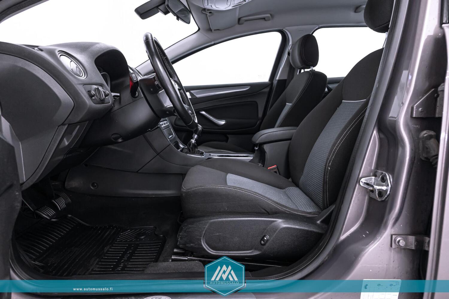 Ford Mondeo vaihtoauto