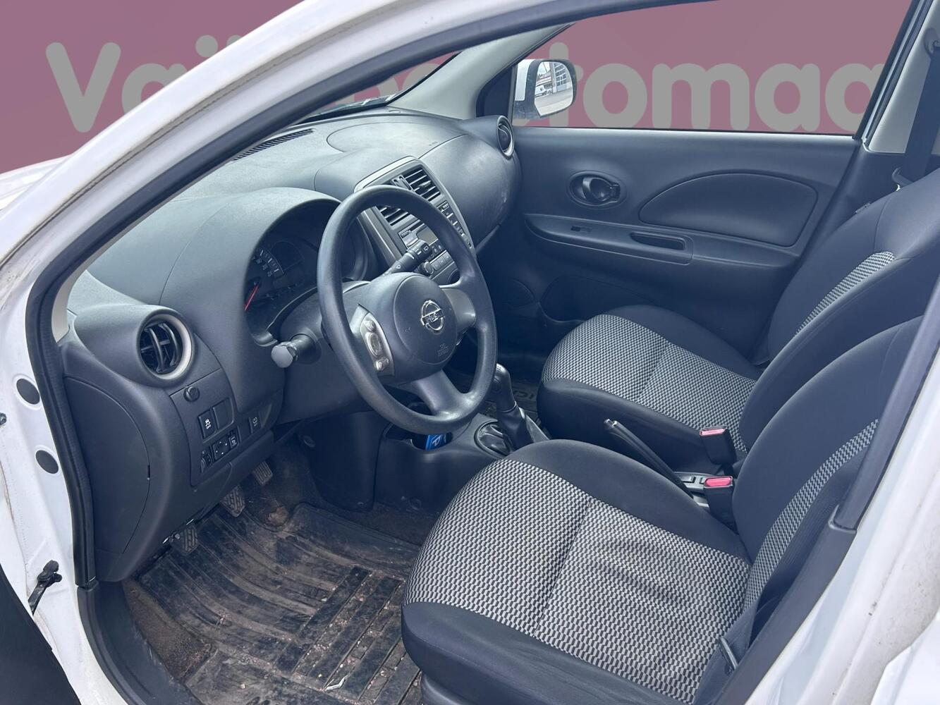 Nissan Micra vaihtoauto
