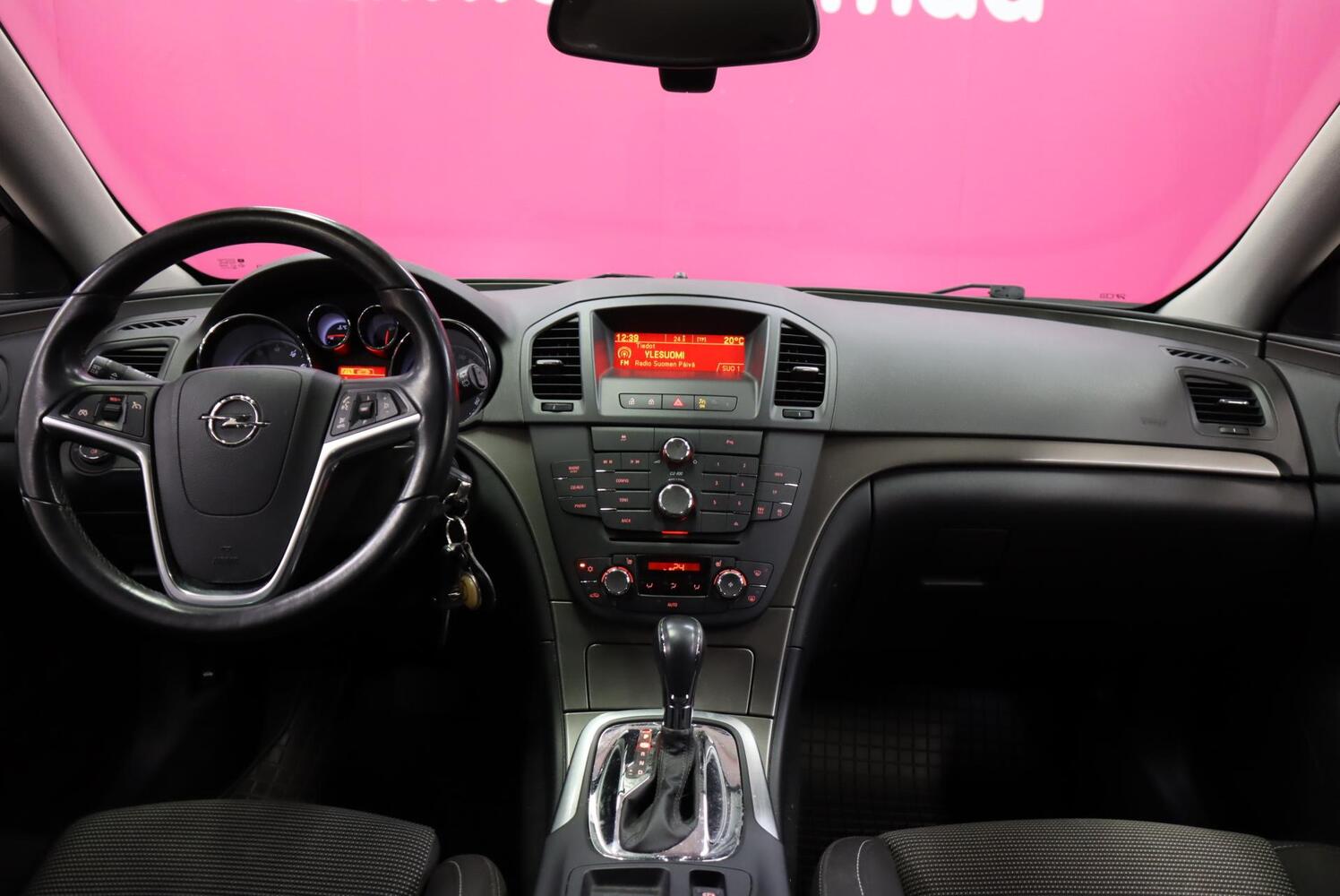 Opel Insignia vaihtoauto