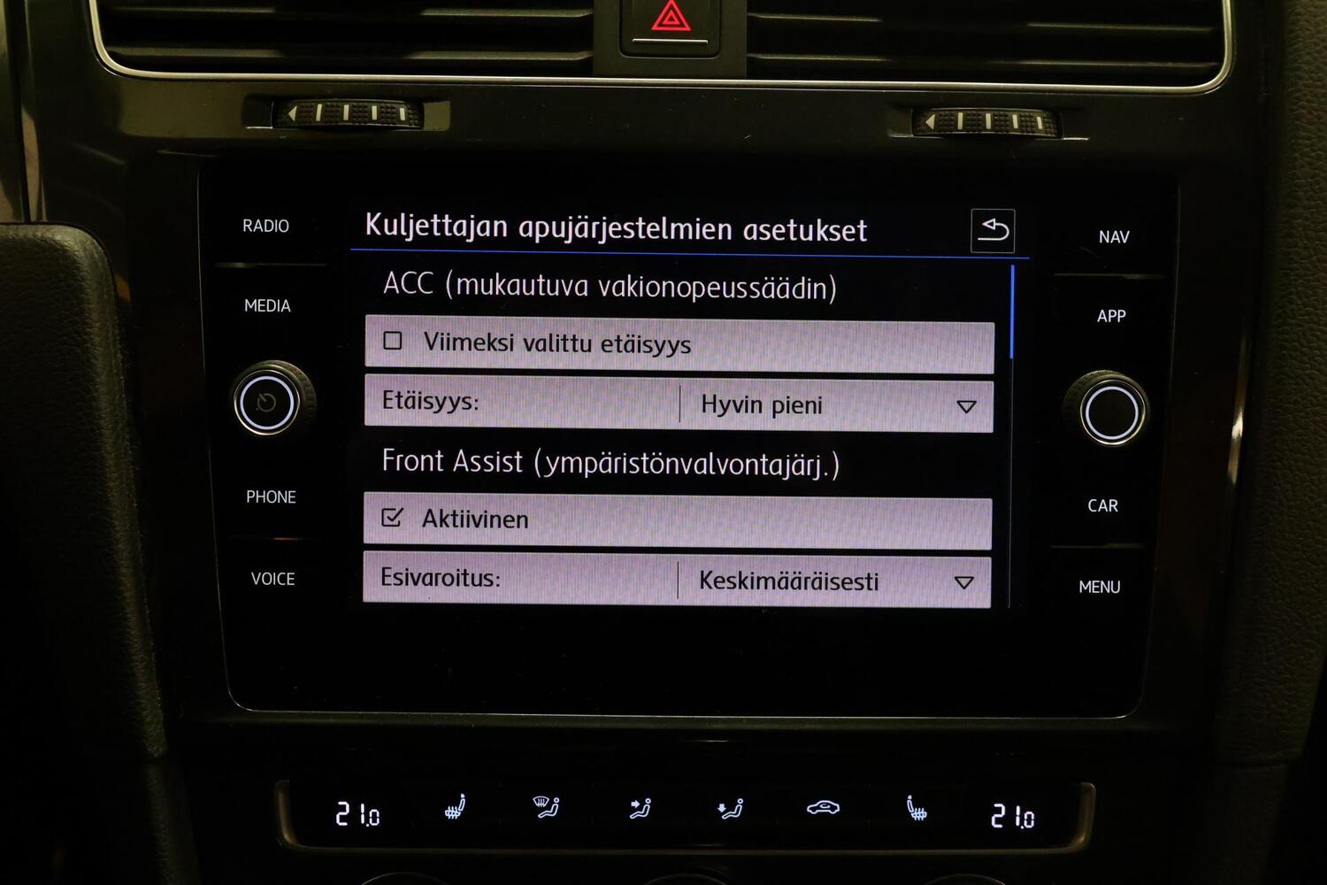 Volkswagen Golf vaihtoauto