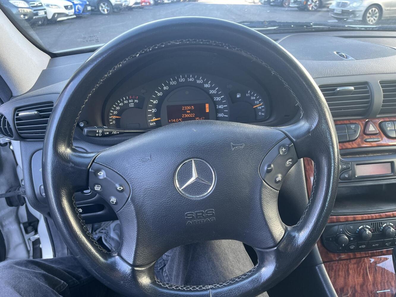 Mercedes-Benz C vaihtoauto