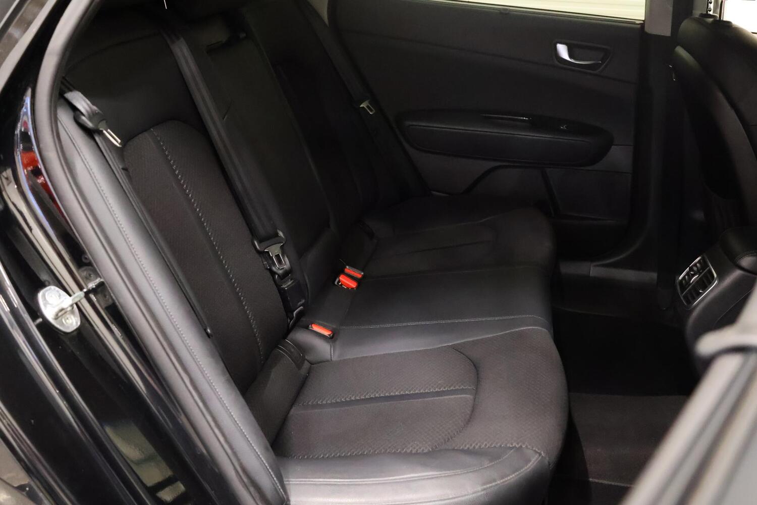 Kia Optima vaihtoauto
