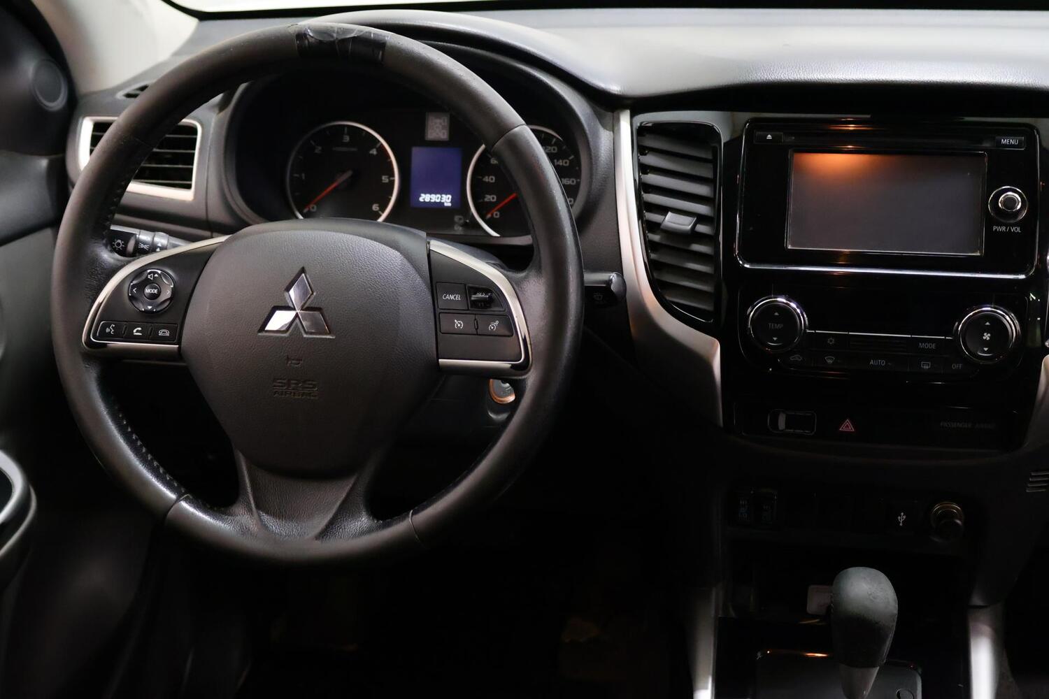 Mitsubishi L200 vaihtoauto