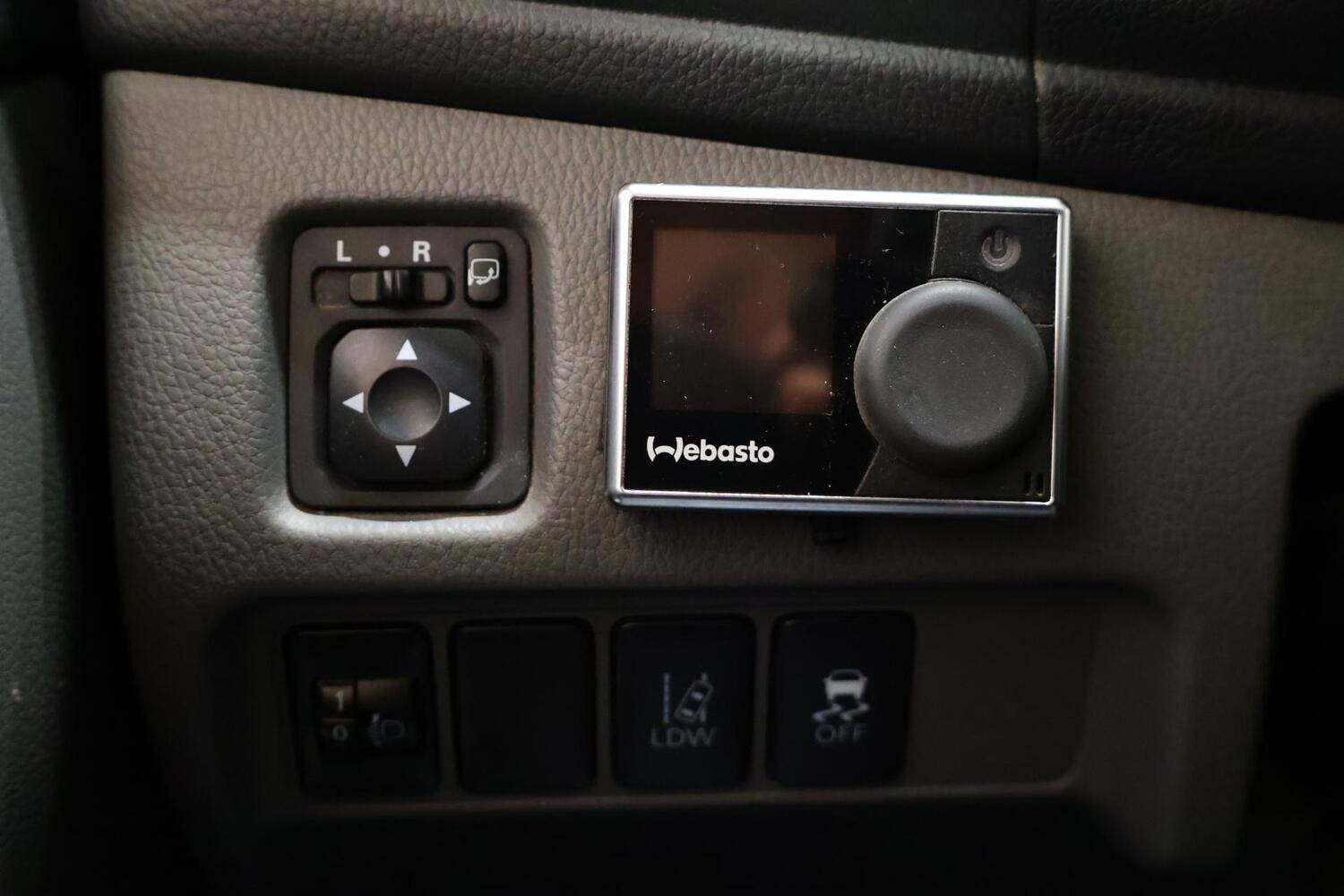 Mitsubishi L200 vaihtoauto