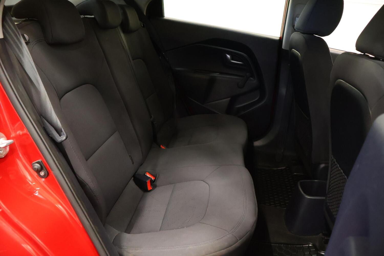 Kia Rio vaihtoauto