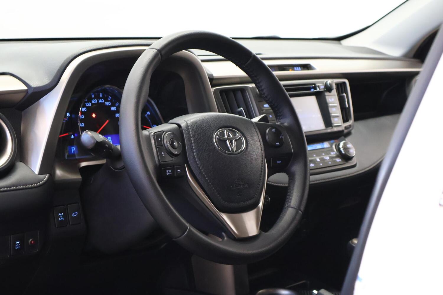 Toyota RAV4 vaihtoauto