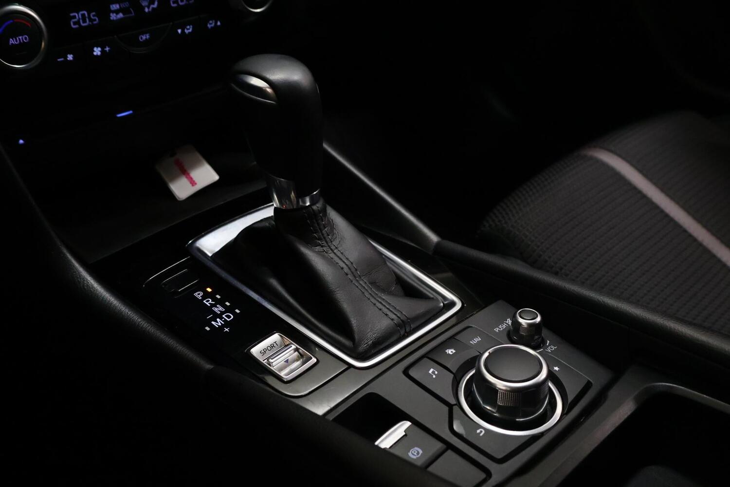 Mazda 3 vaihtoauto