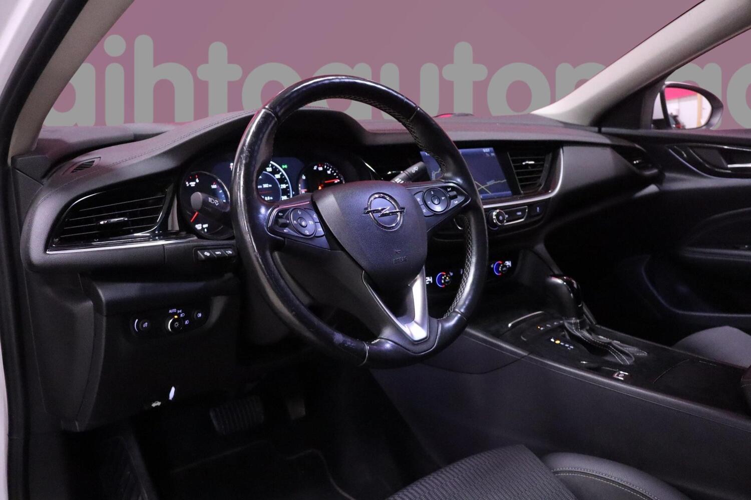 Opel Insignia vaihtoauto