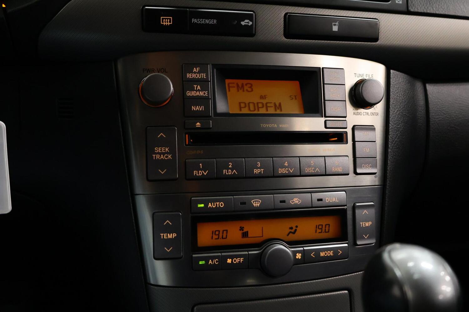 Toyota Avensis vaihtoauto