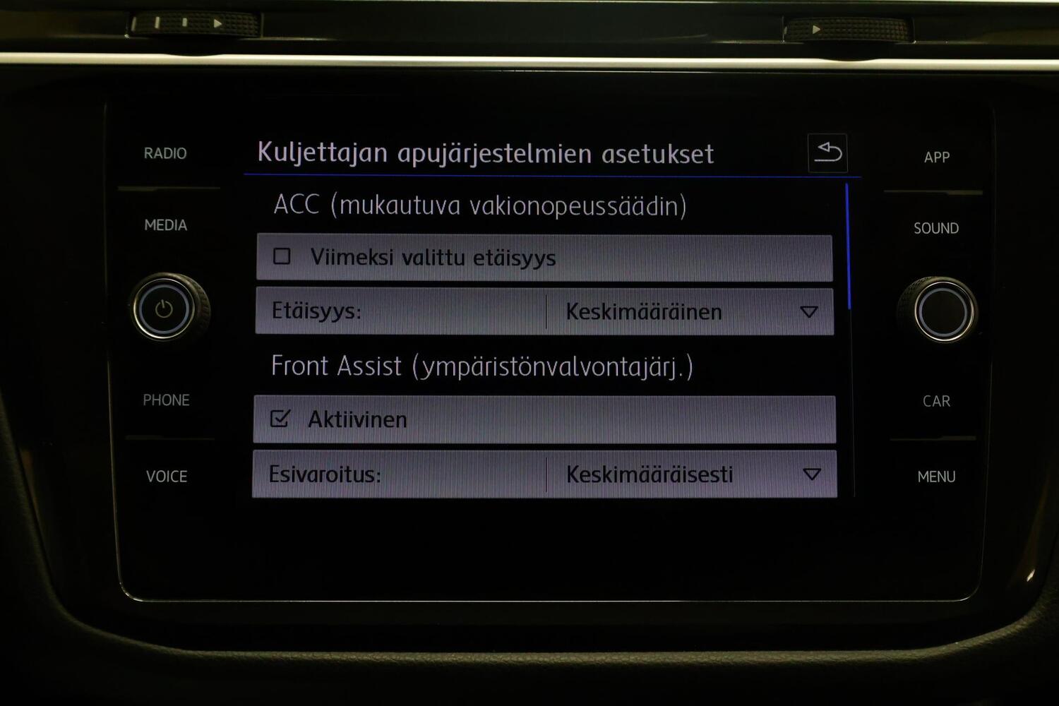 Volkswagen Tiguan vaihtoauto