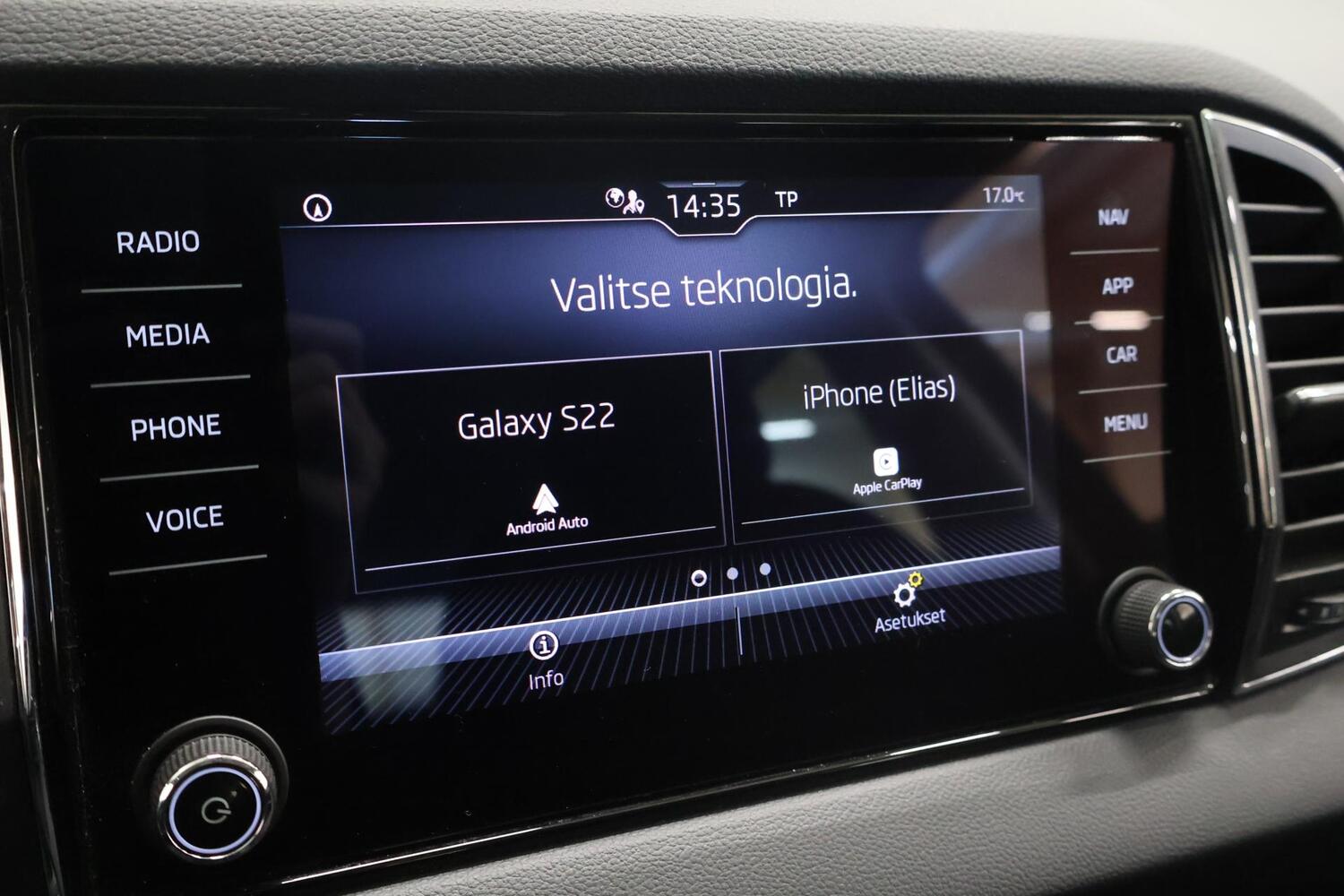 Skoda Karoq vaihtoauto