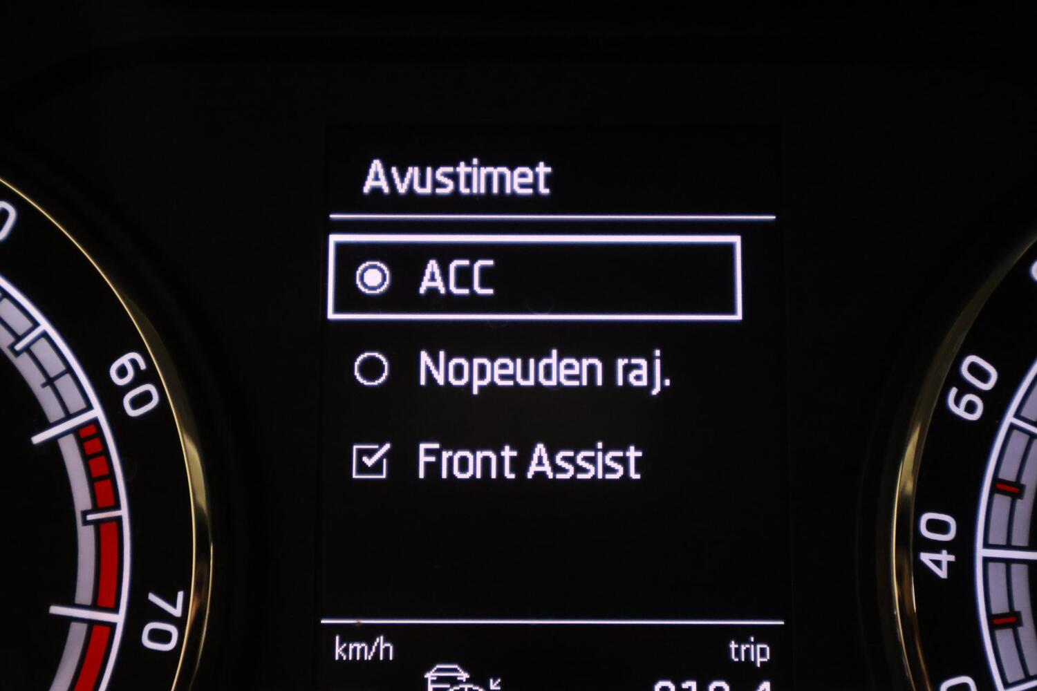 Skoda Karoq vaihtoauto