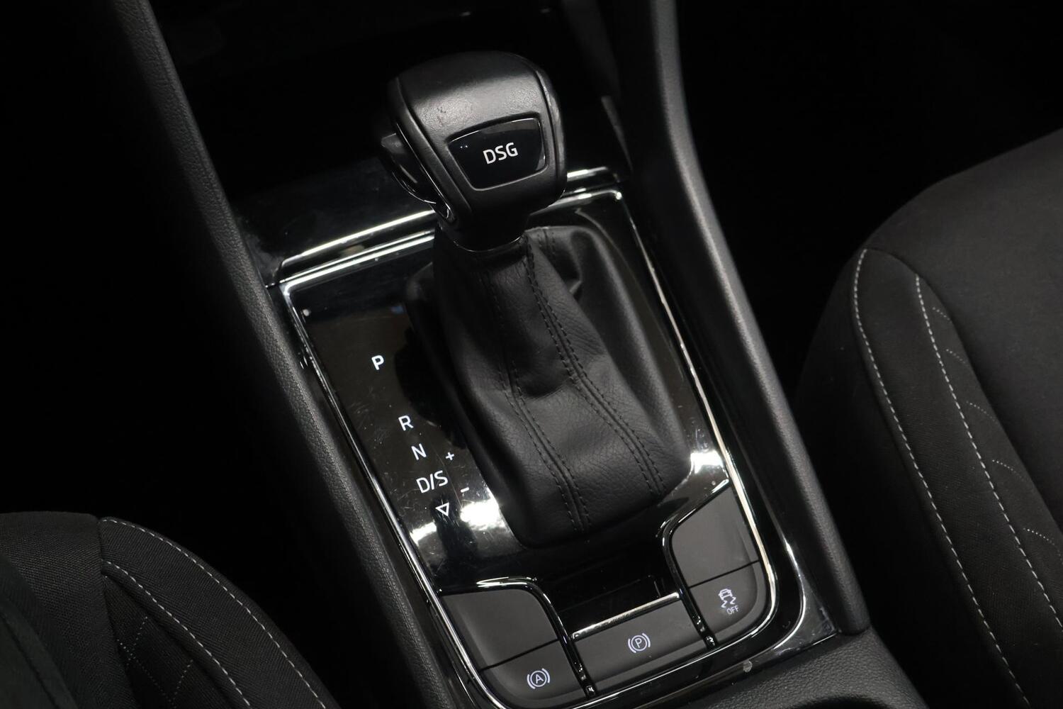 Skoda Karoq vaihtoauto