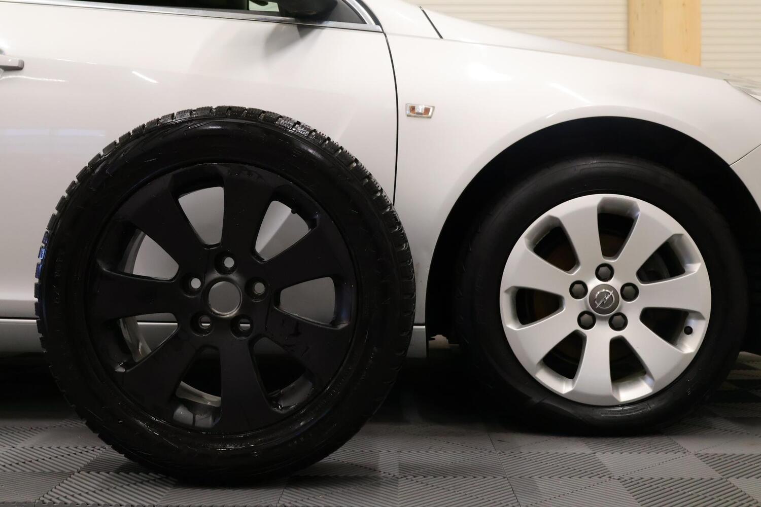 Opel Insignia vaihtoauto