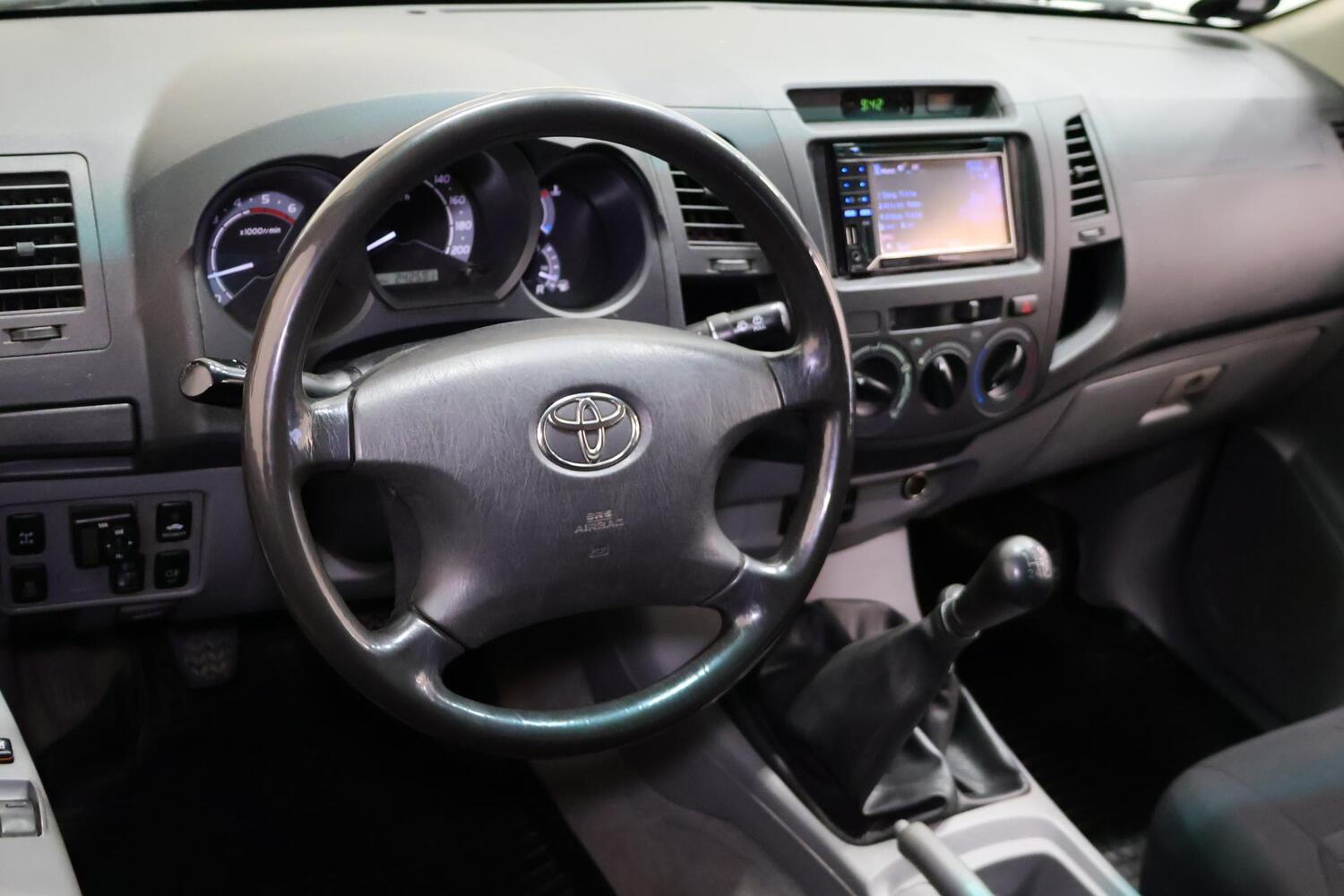 Toyota Hilux vaihtoauto