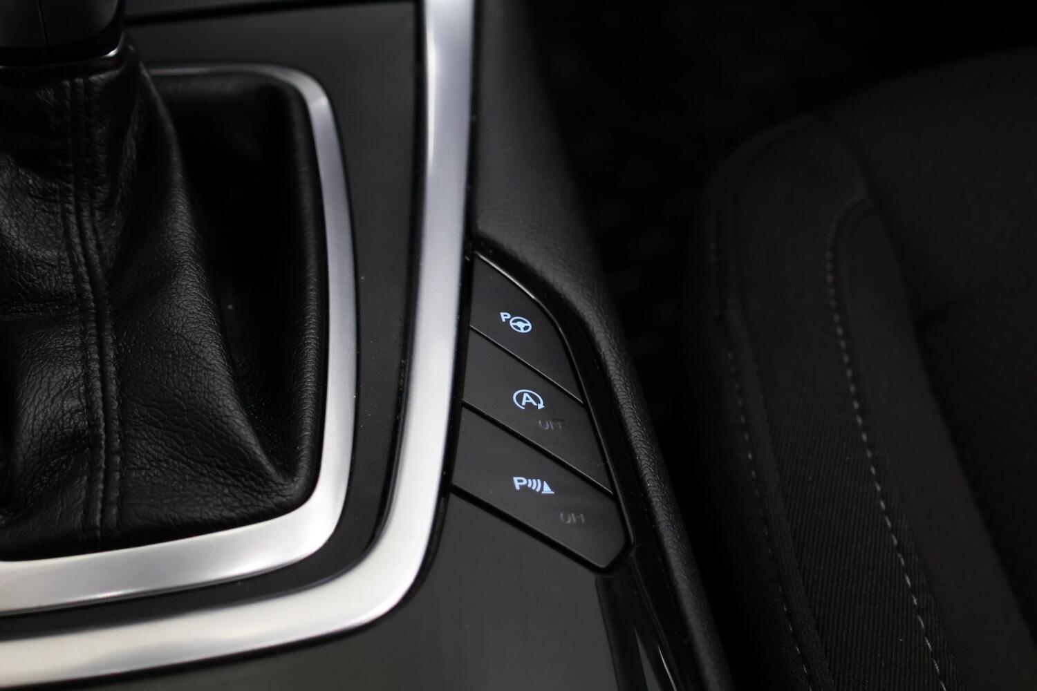 Ford S-MAX vaihtoauto