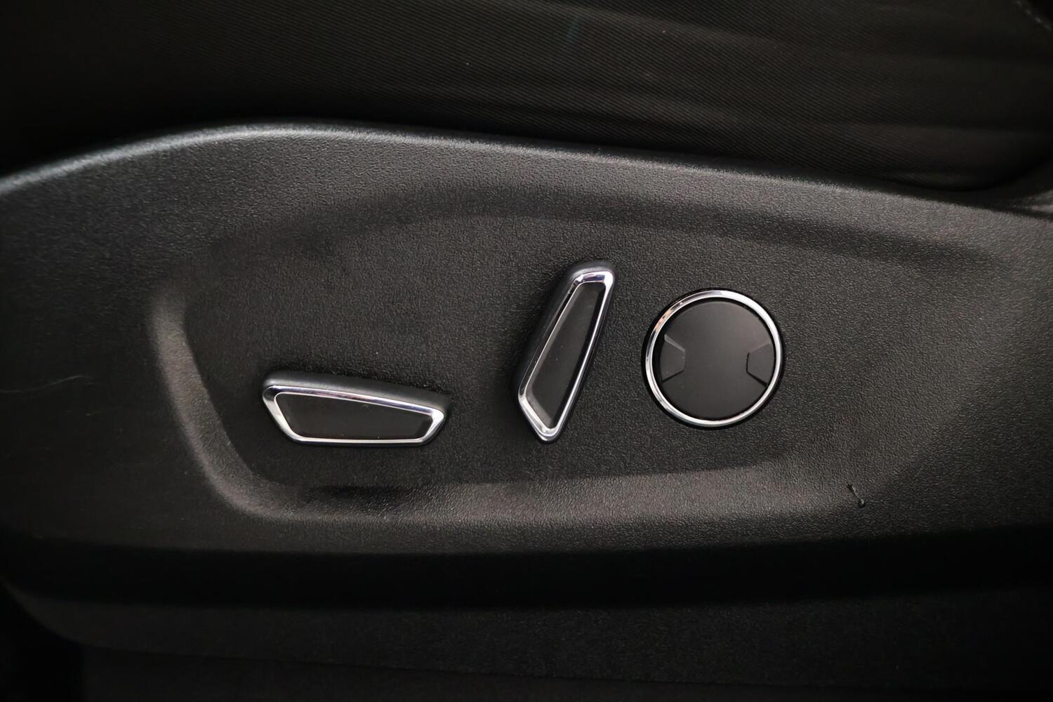 Ford S-MAX vaihtoauto