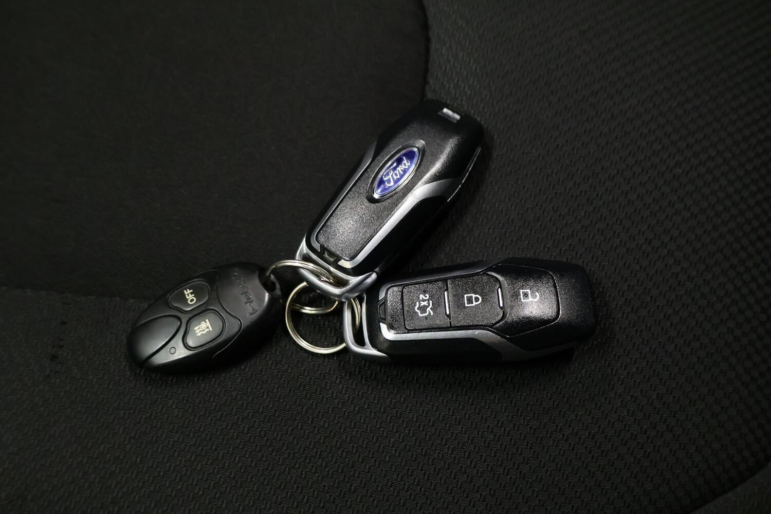 Ford S-MAX vaihtoauto
