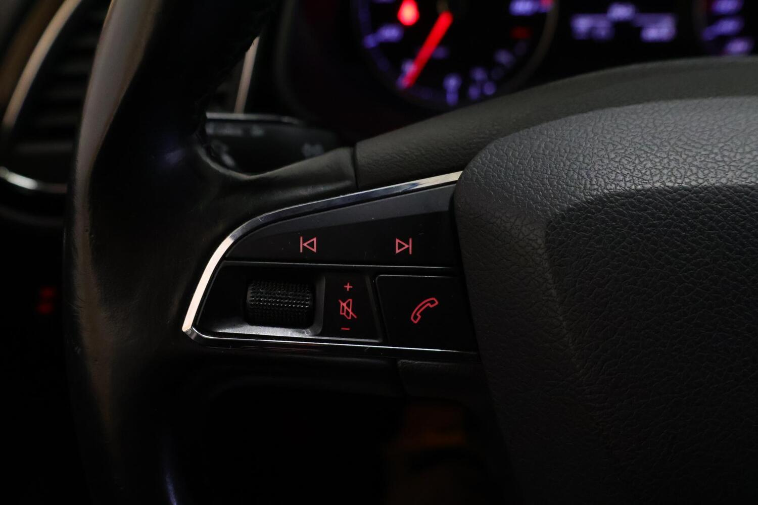 SEAT Leon vaihtoauto
